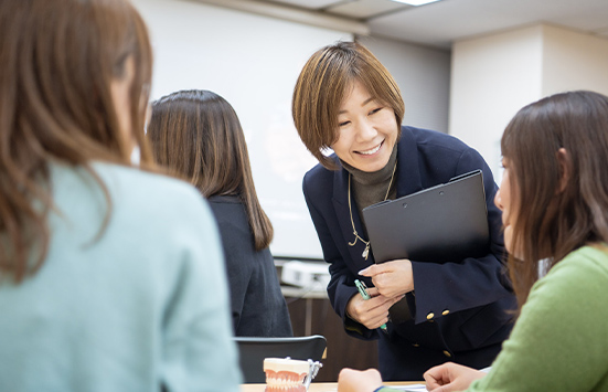 臨床現場を学ぶことを中心とした内容